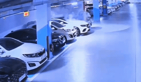 인천 청라 아파트 지하주차장 CCTV 영상. 연합뉴스